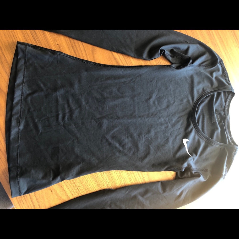 Nike fitted shirt